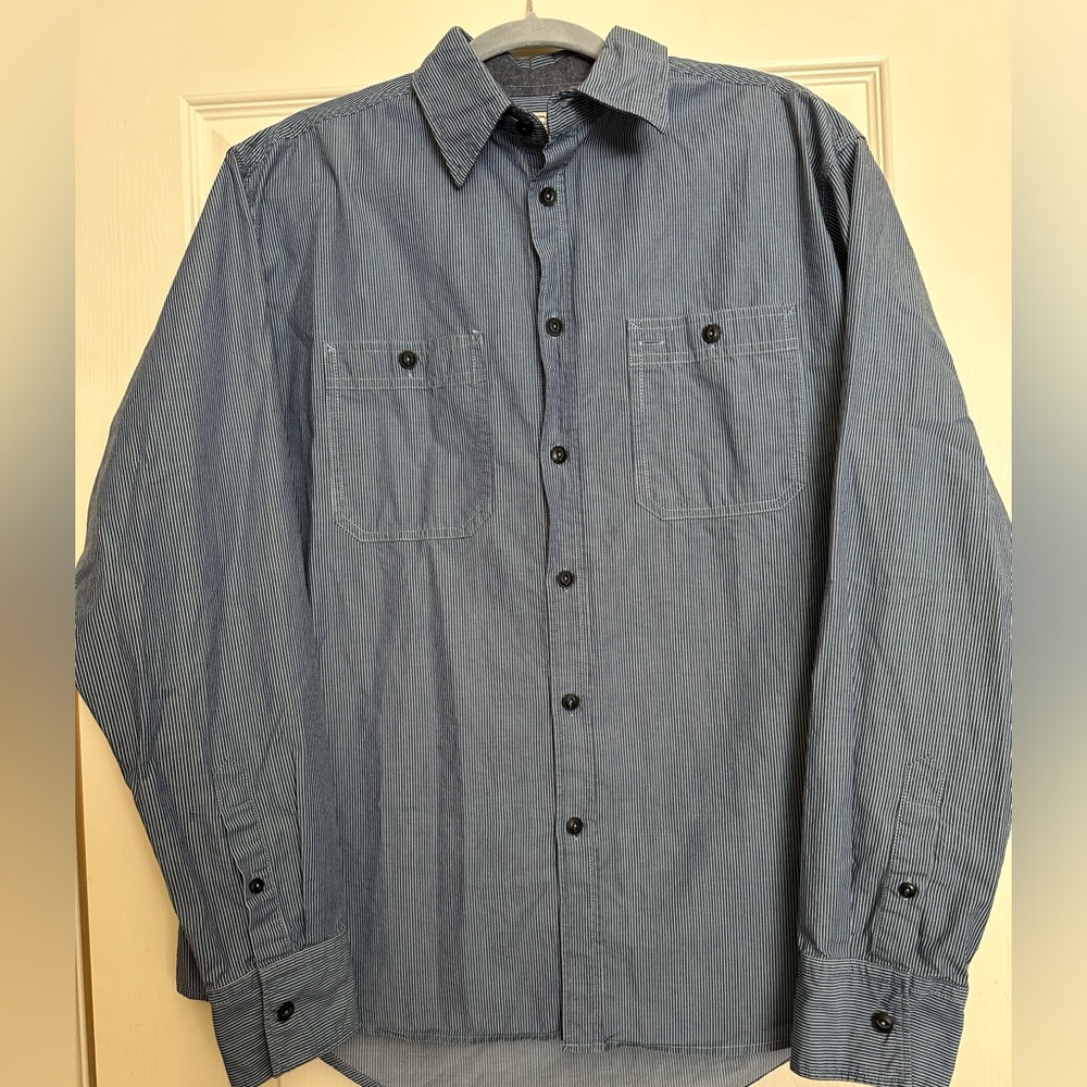 Jeffrey Max long sleeve button down shirt size large